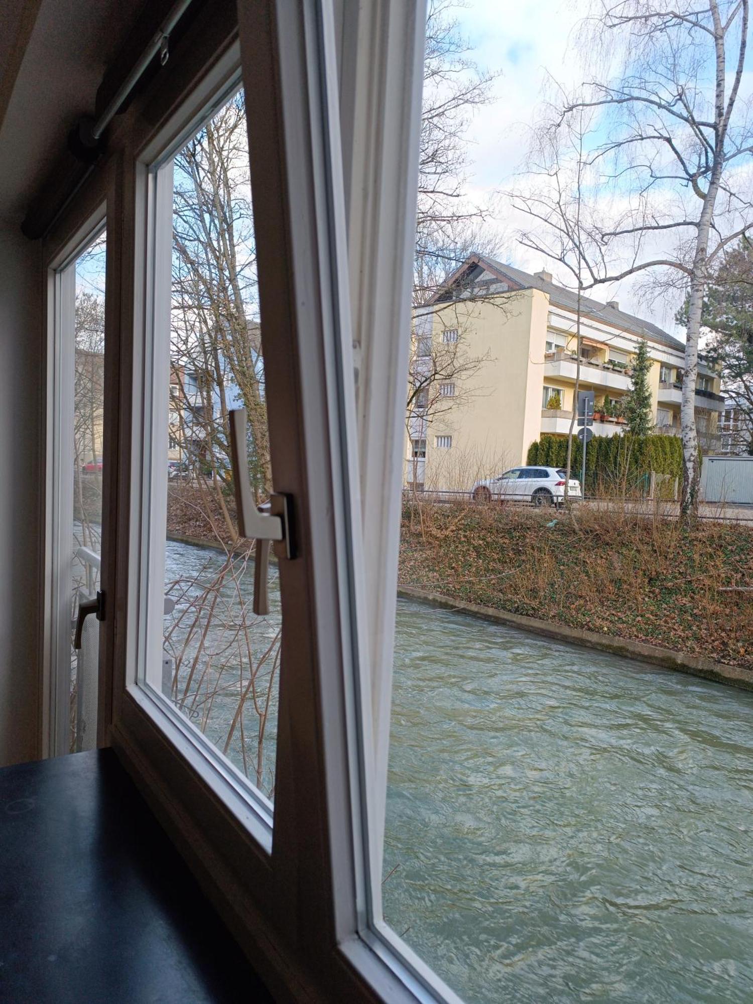 Apartment Am Bach Augsburg Exteriör bild