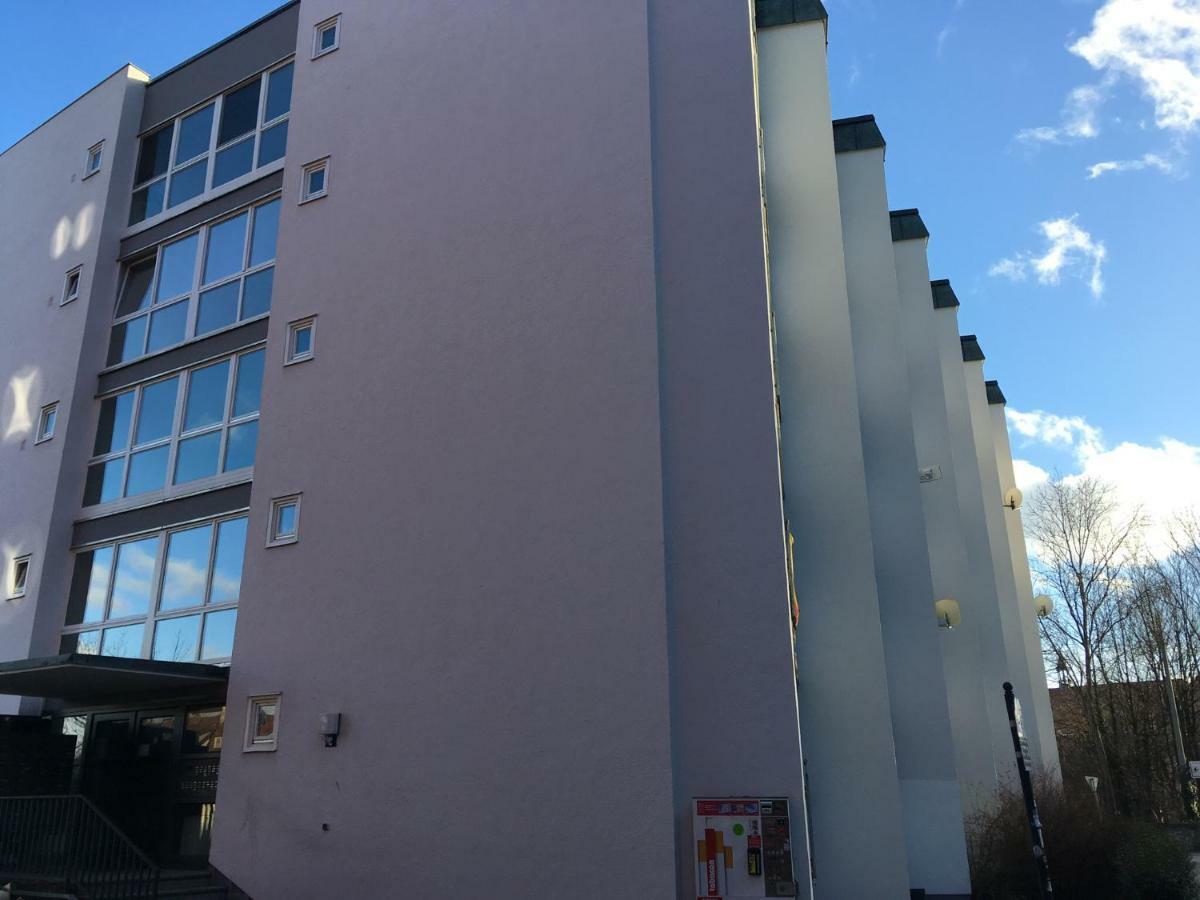 Apartment Am Bach Augsburg Exteriör bild